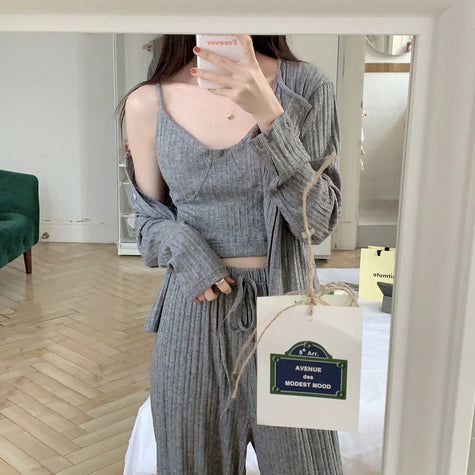 胸パッド付透かし編みグレーセットアップパジャマ