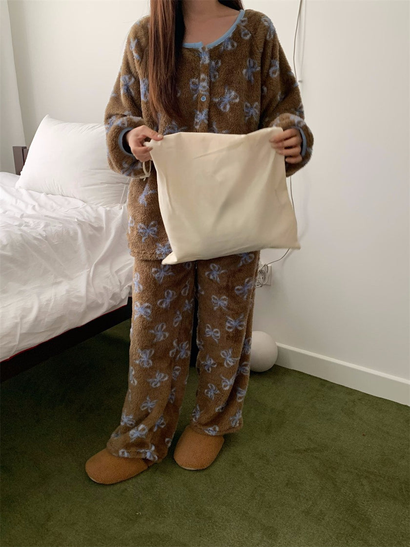 ほわふわリボン総柄パイピングセットアップパジャマ