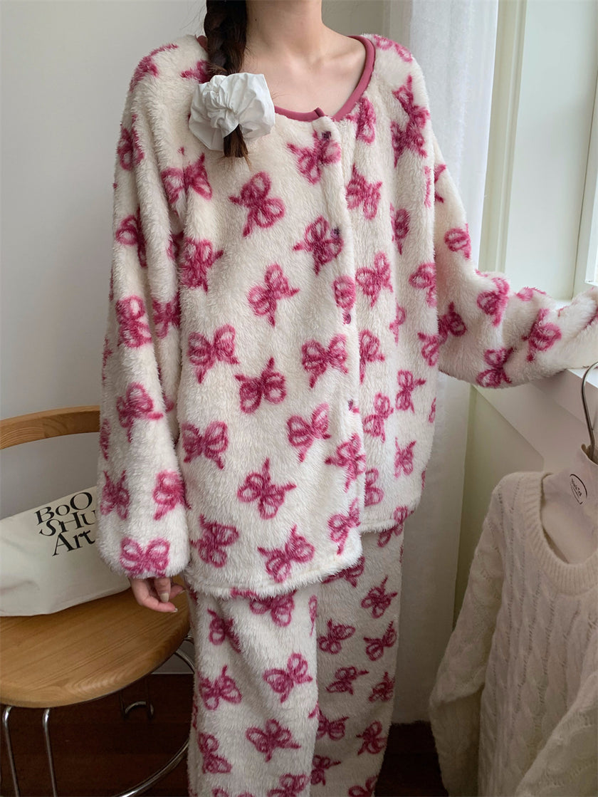 ほわふわリボン総柄パイピングセットアップパジャマ