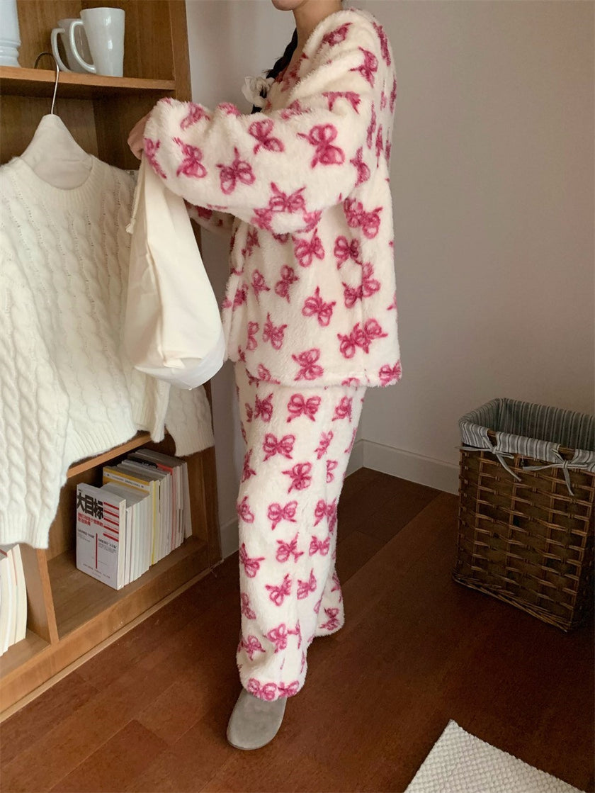 ほわふわリボン総柄パイピングセットアップパジャマ
