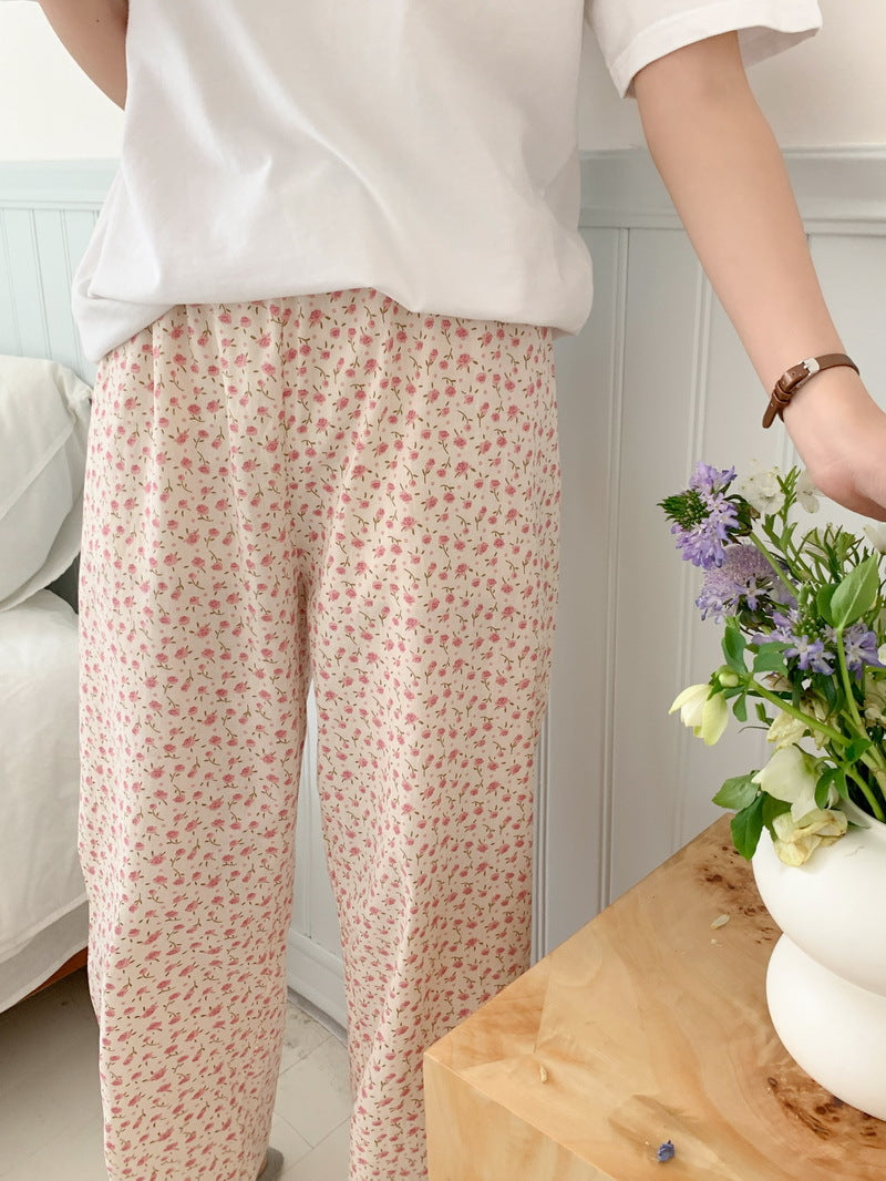 フラワー裾レースパンツ