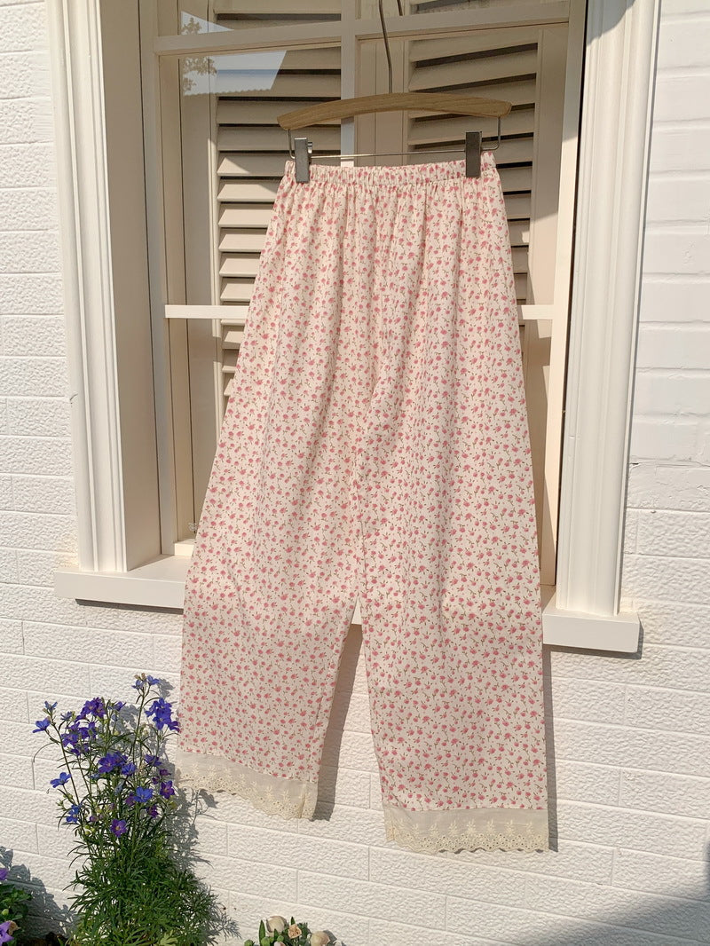 フラワー裾レースパンツ