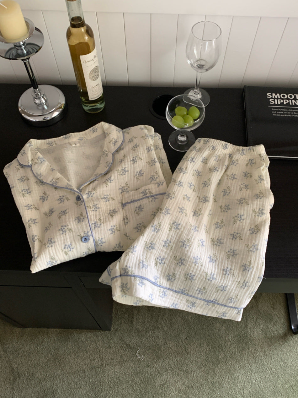 ブルーボタン前開き花柄セットアップパジャマ